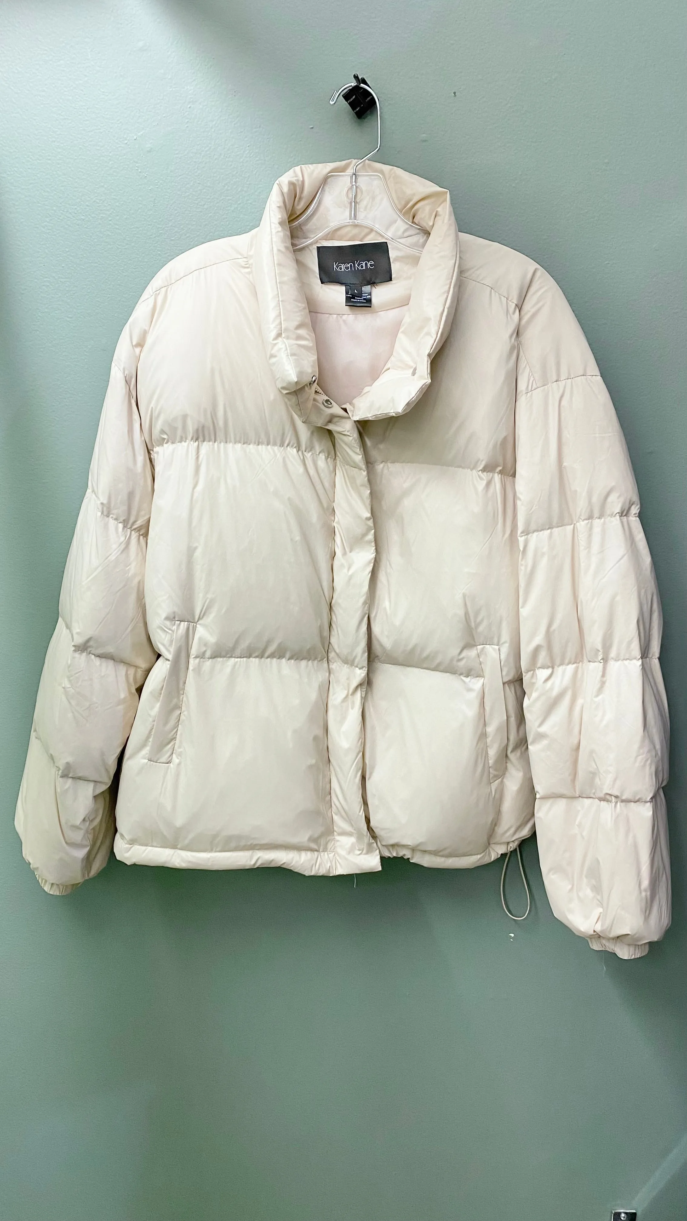 * Clearance - L - Pale Pink Puffer