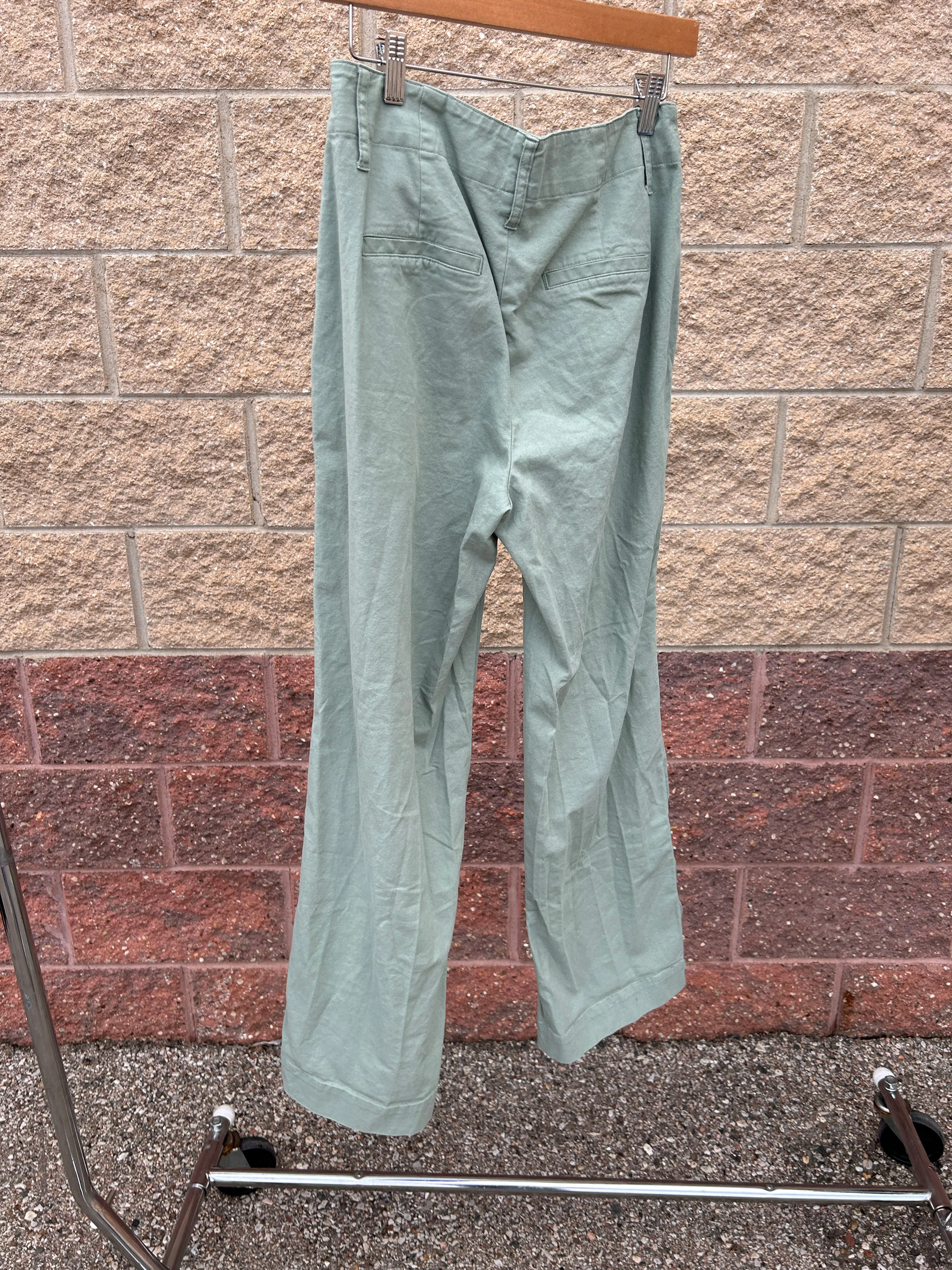 A New Day Pants Size 3/4 (27)