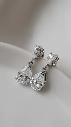 Arabella Earrings White Gold