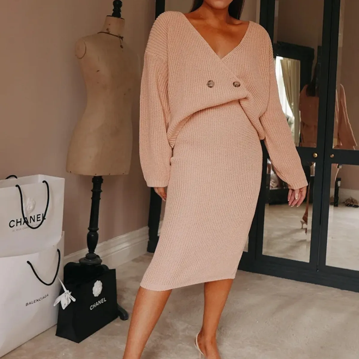 Female temperament fashion ladies style solid color deep V-neck sweater long skirt suit