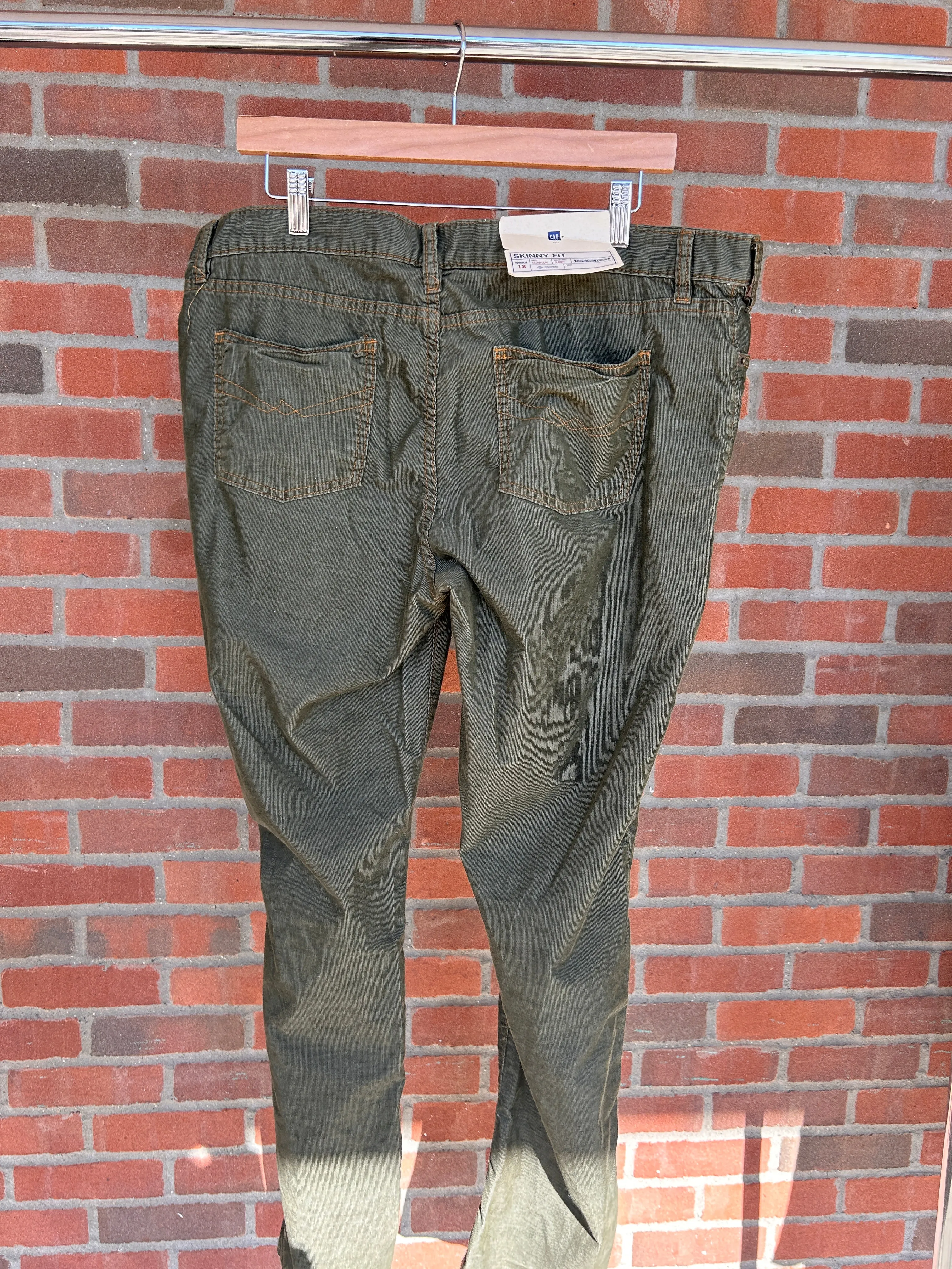 Gap Pants Size 18/20 (36)