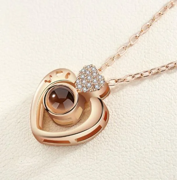 I Love You Projection Charm Pendant Necklaces Heart-shaped Crystal Wedding Ladies Necklace