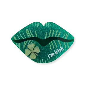 Irish kiss 🍀 💋- brooch