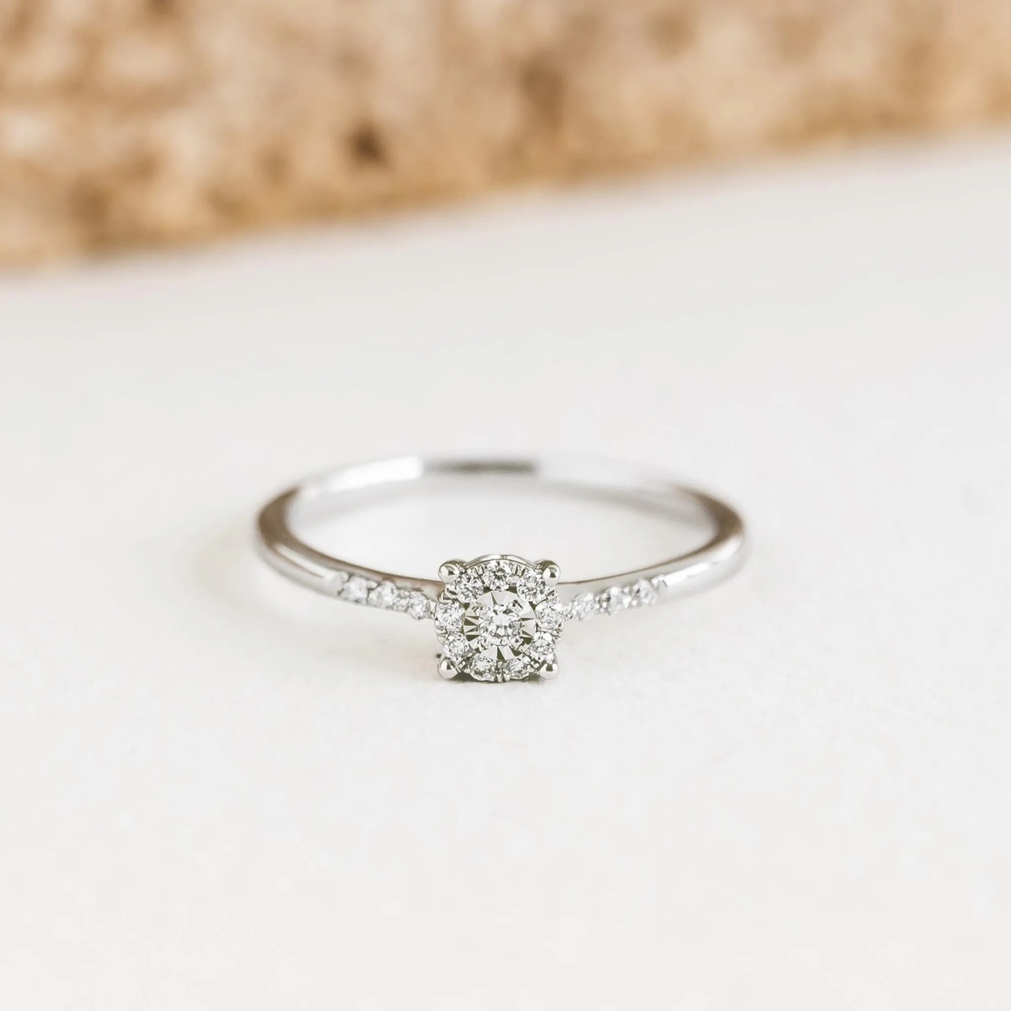 Round Cluster Diamond Ring White Gold - Zaira